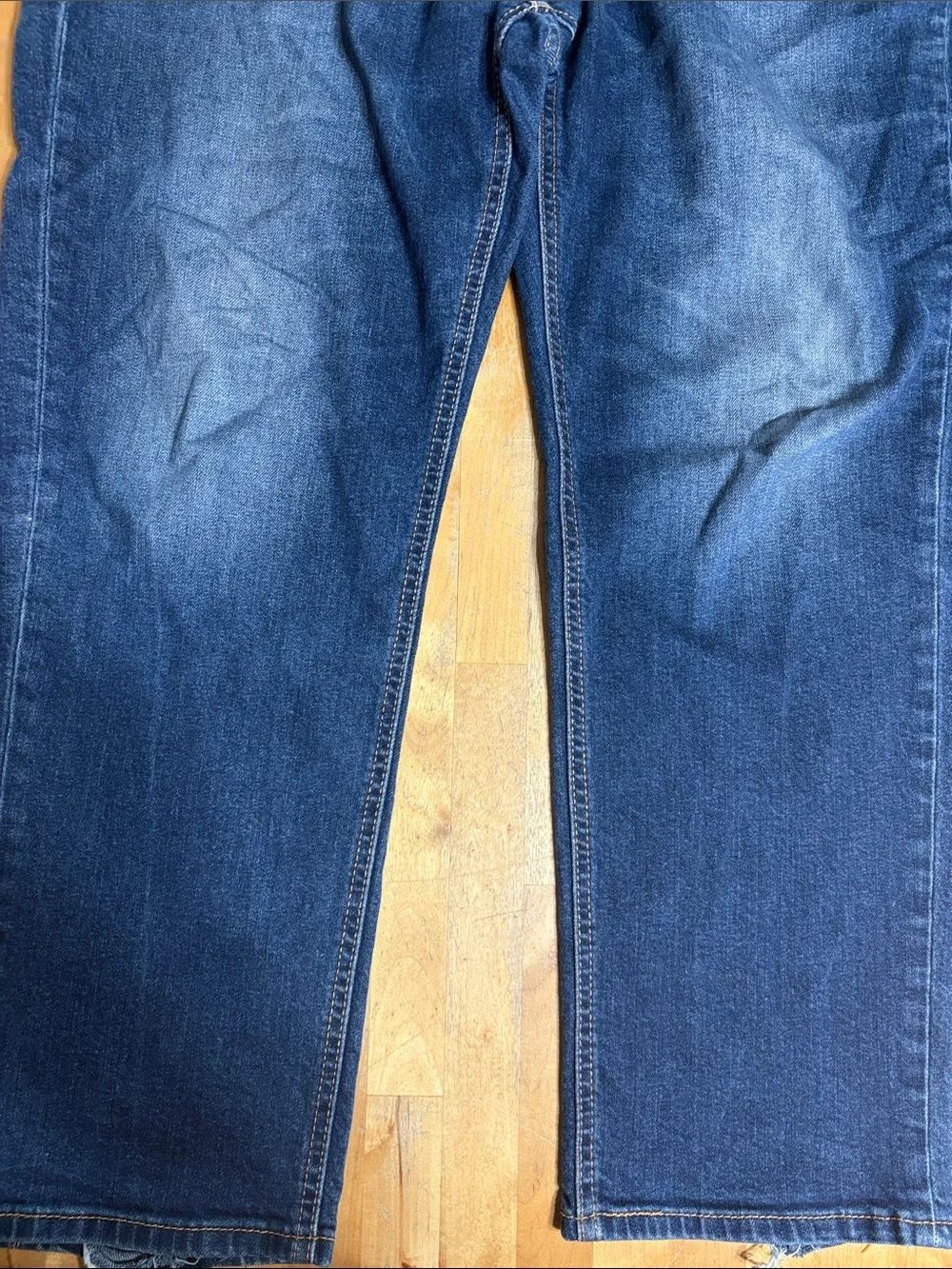 Levi's Men's 541 Athletic fit Jeans - Picture 5 of 10